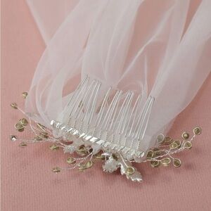 White wedding veil
